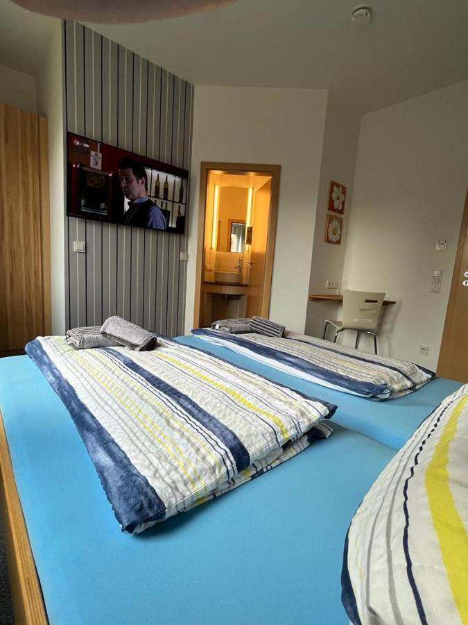 Ferienunterkunft Mit 4 Doppelzimmern In Einbeck!! Eksteriør billede